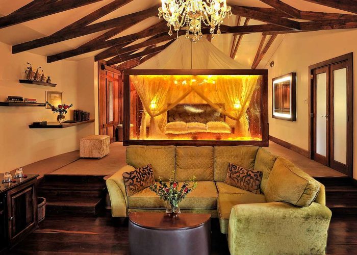 ArushaCoffeeLodge-Plantation-Suite-Interior