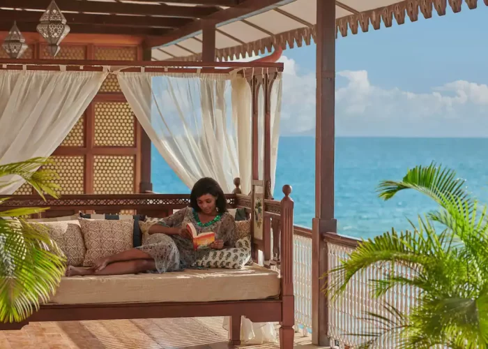 Park-Hyatt-Zanzibar-P285-Lifestyle-Reading-A-Book.16x9